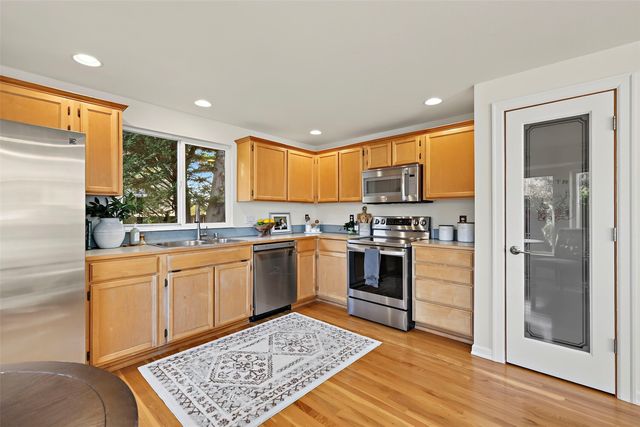 17620 SE 259th Court, Covington, WA 98042