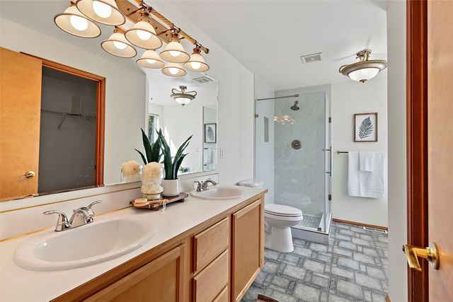 17620 SE 259th Court, Covington, WA 98042