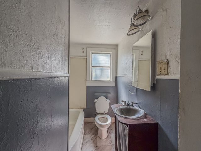 207 Cleveland Avenue, Weatherford, TX 76086