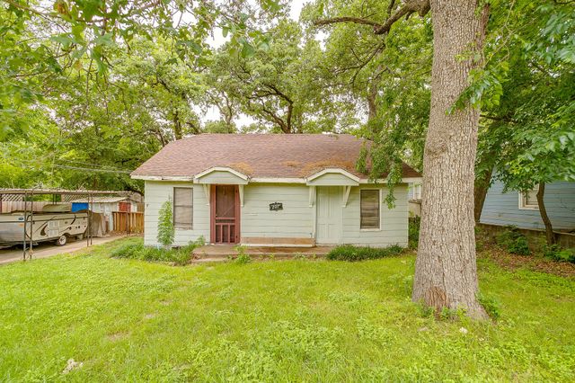 207 Cleveland Avenue, Weatherford, TX 76086