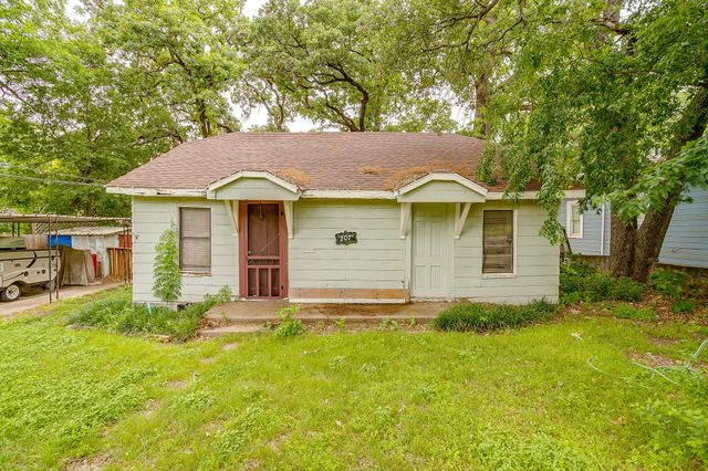 207 Cleveland Avenue, Weatherford, TX 76086
