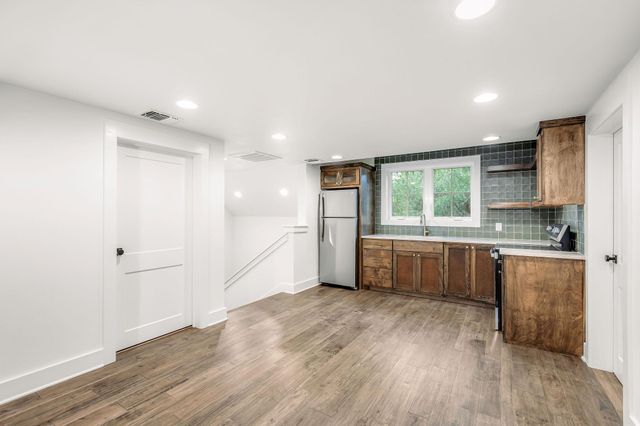 812 Jennings Branch RD, Georgetown, TX 78633