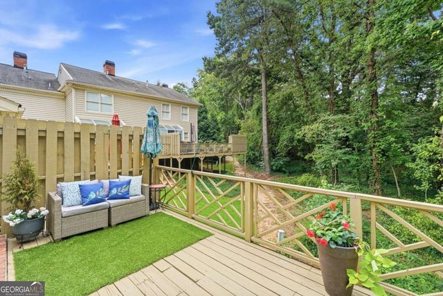 44 Mount Vernon Circle, Sandy Springs, GA 30338