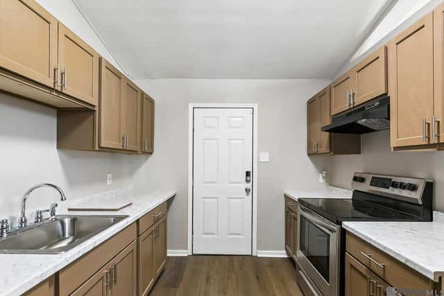 5034 Jackson Ave, Baton Rouge, LA 70806