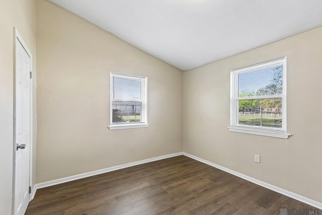 5034 Jackson Ave, Baton Rouge, LA 70806