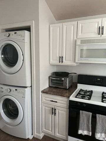 102 Summer St 2, Weymouth, MA 02188