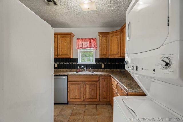 433083 E 290 Road, Vinita, OK 74301