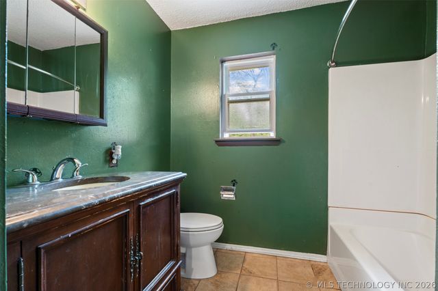 433083 E 290 Road, Vinita, OK 74301