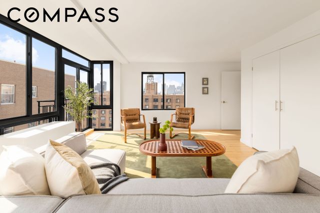306 Mott St Ph, New York City, NY 10012