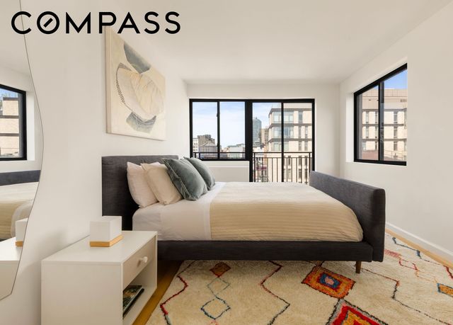 306 Mott St Ph, New York City, NY 10012
