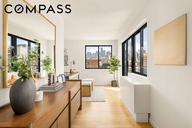 306 Mott St Ph, New York City, NY 10012