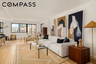 306 Mott St Ph, New York City, NY 10012