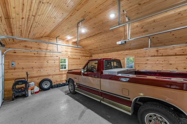 2570 Martha Washington Rd, Clarkrange, TN 38553