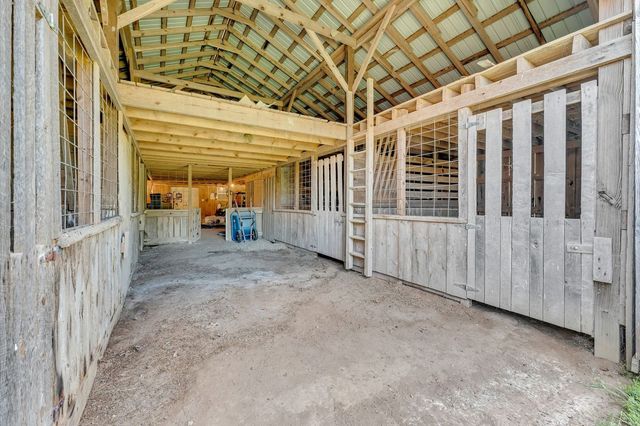 2570 Martha Washington Rd, Clarkrange, TN 38553
