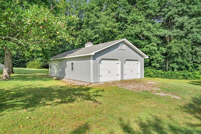 2570 Martha Washington Rd, Clarkrange, TN 38553