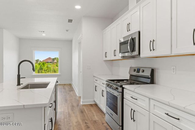 3070 Lucky Farm Lane, Panama City, FL 32404