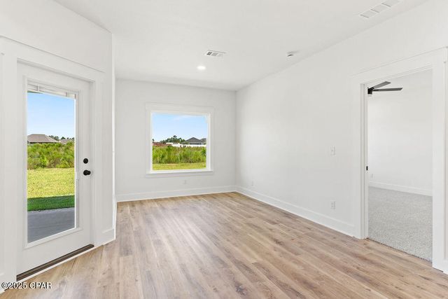 3070 Lucky Farm Lane, Panama City, FL 32404