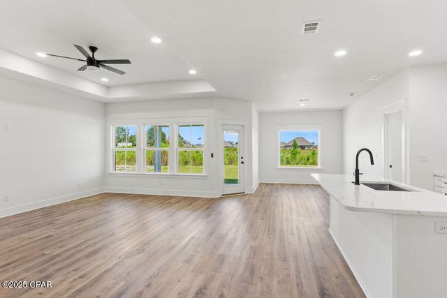 3070 Lucky Farm Lane, Panama City, FL 32404