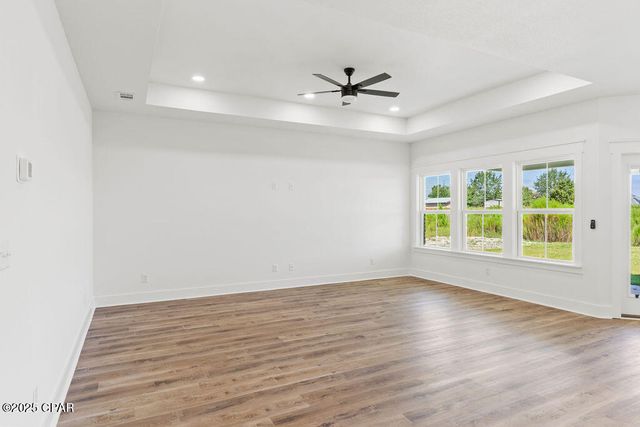 3070 Lucky Farm Lane, Panama City, FL 32404