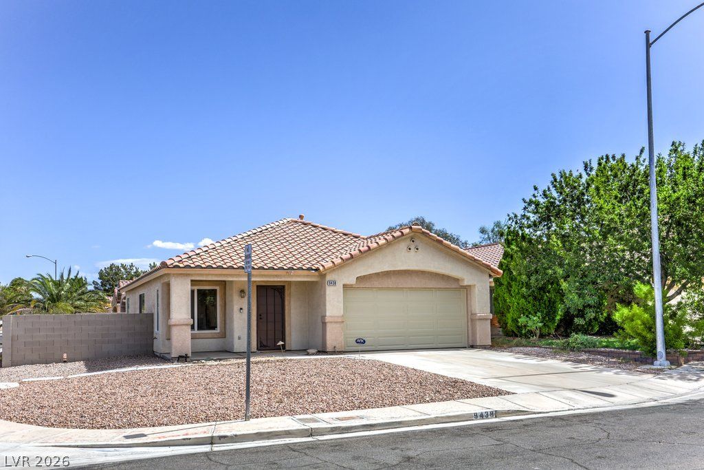 9438 Natoma Station Place, Las Vegas, NV 89123 — photo 2