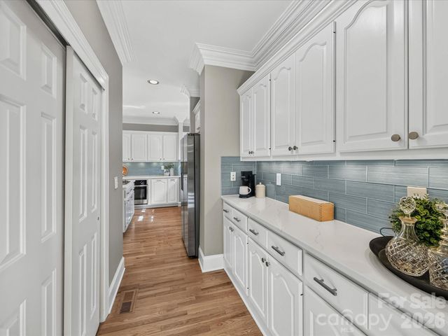 3520 Providence Plantation Lane, Charlotte, NC 28270