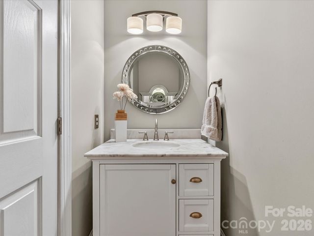 3520 Providence Plantation Lane, Charlotte, NC 28270