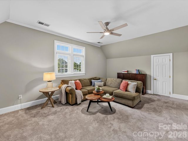 3520 Providence Plantation Lane, Charlotte, NC 28270