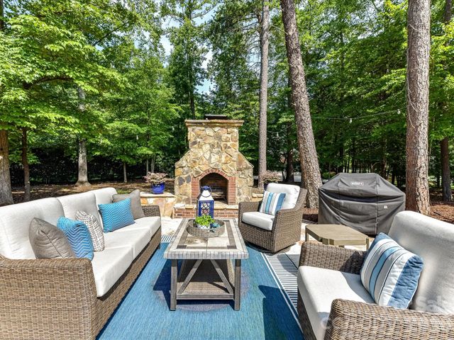 3520 Providence Plantation Lane, Charlotte, NC 28270