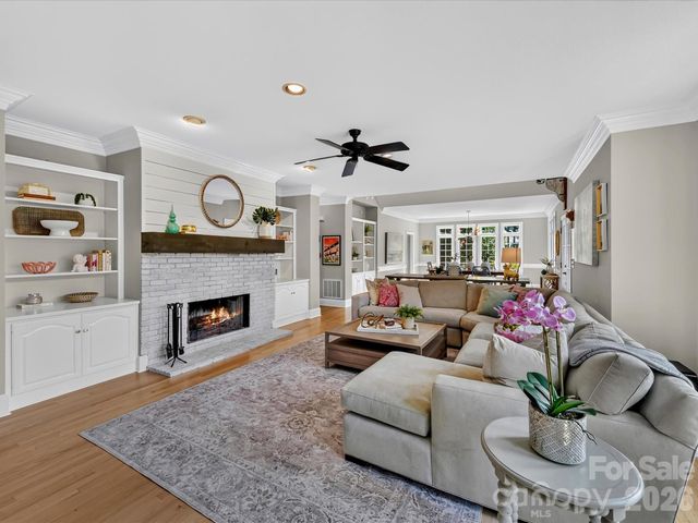 3520 Providence Plantation Lane, Charlotte, NC 28270