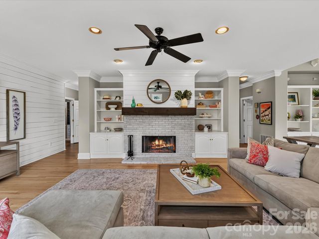 3520 Providence Plantation Lane, Charlotte, NC 28270