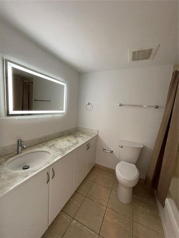 1750 N Bayshore Drive 5408, Miami, FL 33132