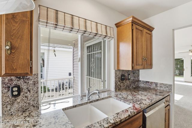 1480 W Woodlawn DR, Hayden, ID 83835