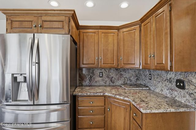 1480 W Woodlawn DR, Hayden, ID 83835
