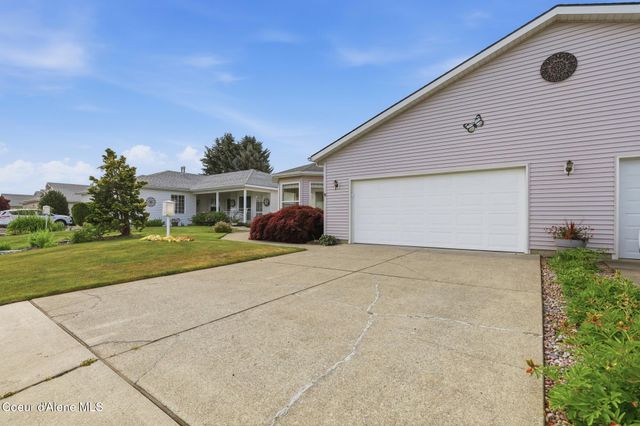 1480 W Woodlawn DR, Hayden, ID 83835