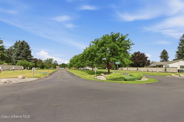 1480 W Woodlawn DR, Hayden, ID 83835