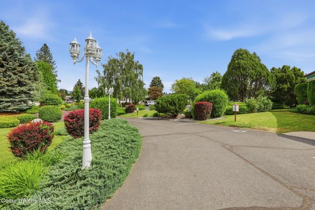 1480 W Woodlawn DR, Hayden, ID 83835