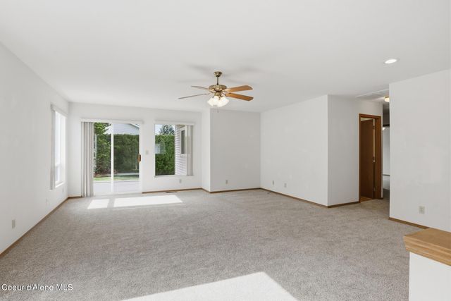 1480 W Woodlawn DR, Hayden, ID 83835