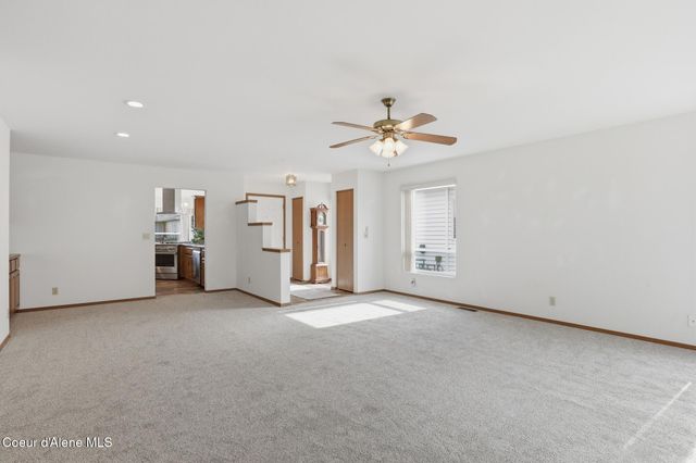 1480 W Woodlawn DR, Hayden, ID 83835