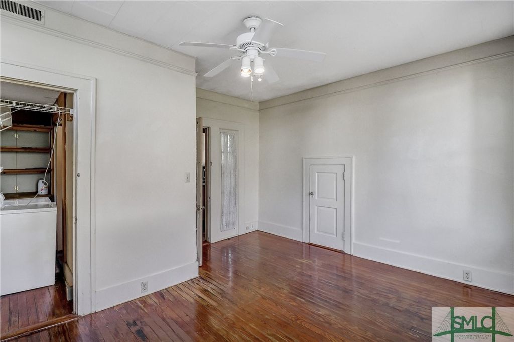Image 23 of property listing at 210 E 48th Street, Savannah, GA 31405
