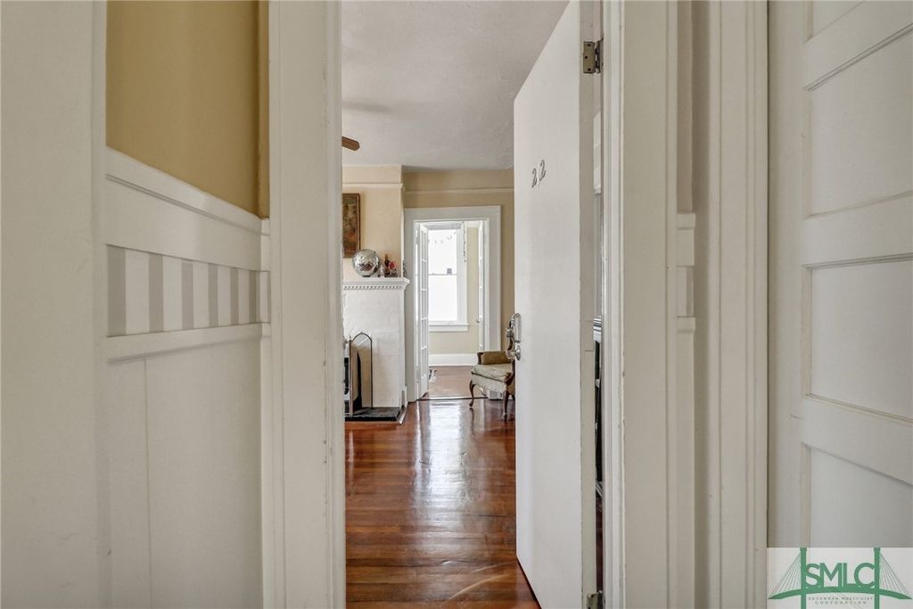 Image 32 of property listing at 210 E 48th Street, Savannah, GA 31405