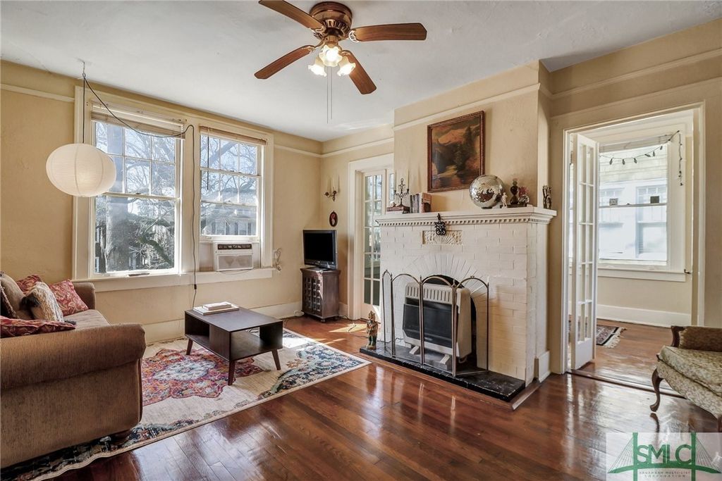 Image 33 of property listing at 210 E 48th Street, Savannah, GA 31405