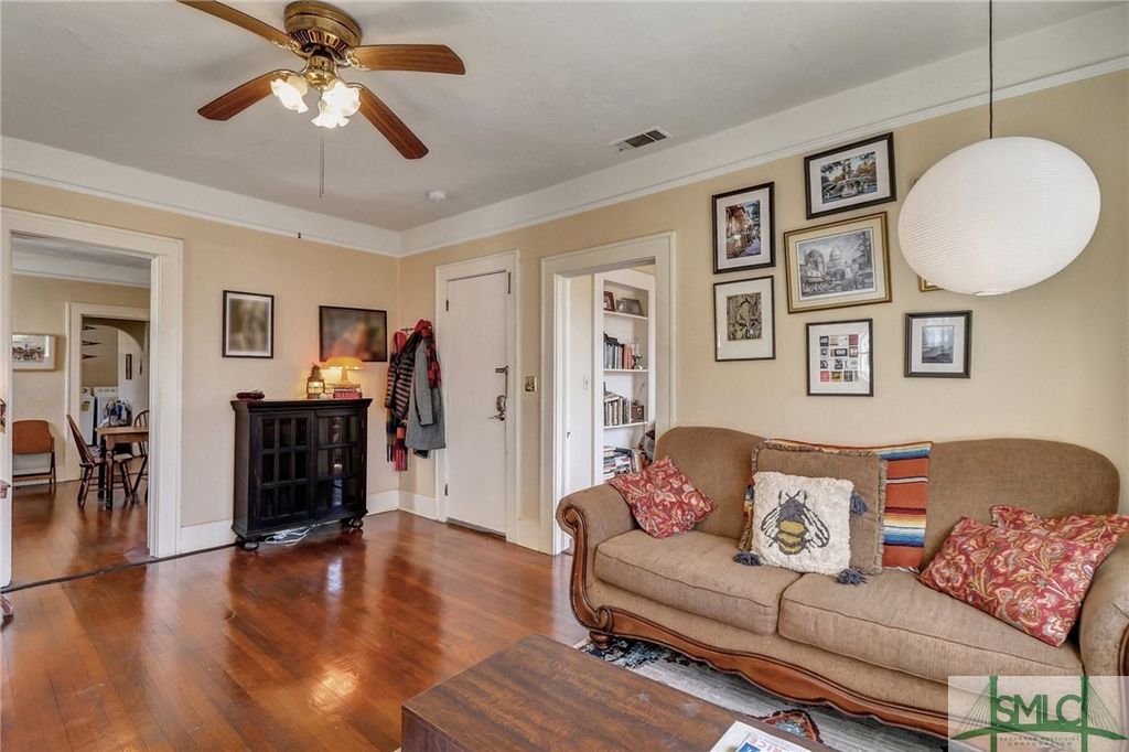 Image 35 of property listing at 210 E 48th Street, Savannah, GA 31405