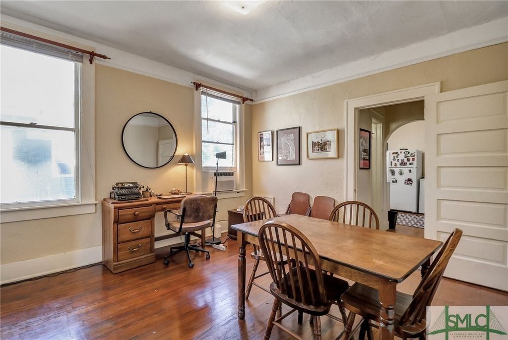 Image 38 of property listing at 210 E 48th Street, Savannah, GA 31405