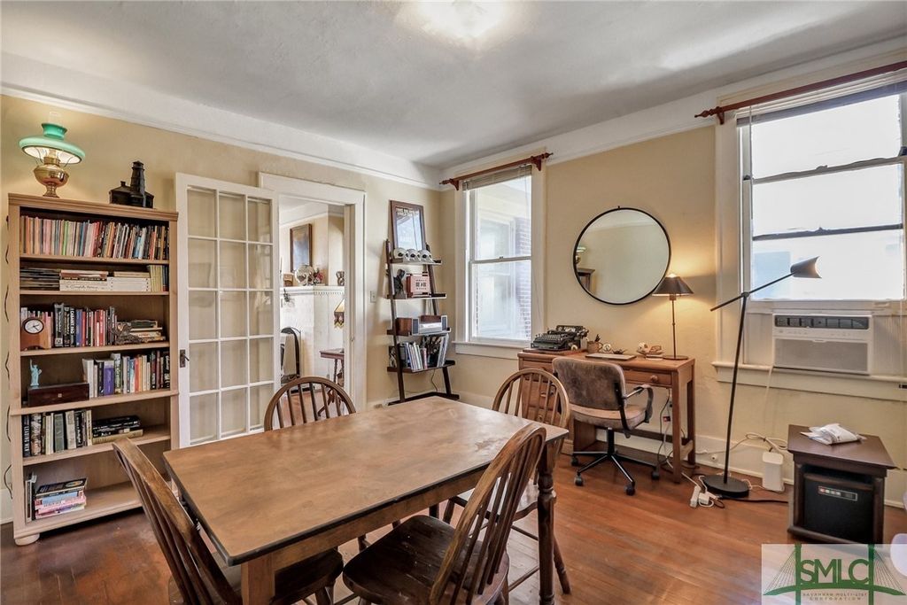 Image 39 of property listing at 210 E 48th Street, Savannah, GA 31405