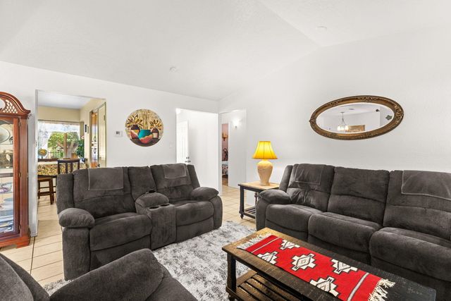 746 Cherokee Drive SW, Rio Rancho, NM 87124