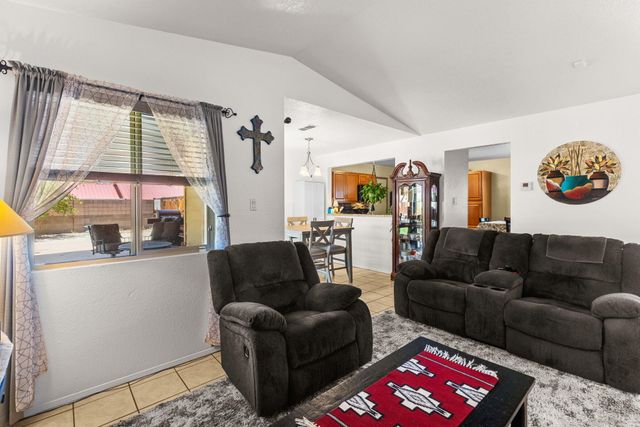 746 Cherokee Drive SW, Rio Rancho, NM 87124