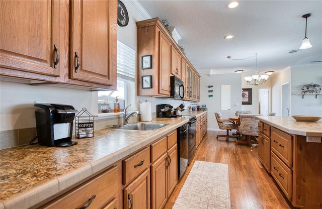 18675 US HIGHWAY 19 N 256, Clearwater, FL 33764