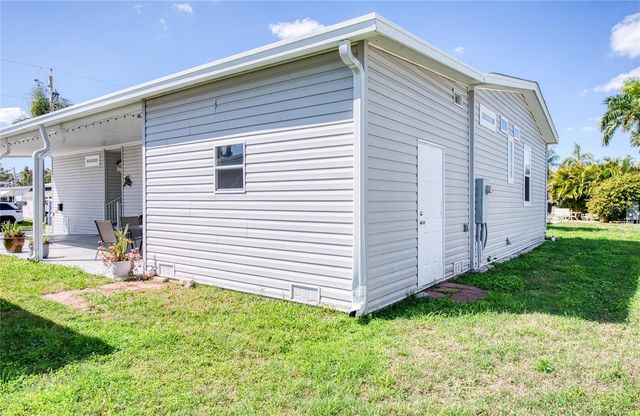 18675 US HIGHWAY 19 N 256, Clearwater, FL 33764