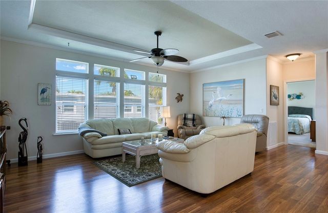 18675 US HIGHWAY 19 N 256, Clearwater, FL 33764