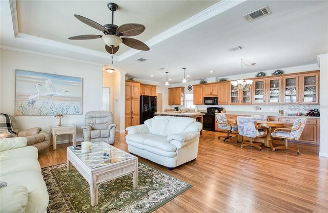 18675 US HIGHWAY 19 N 256, Clearwater, FL 33764